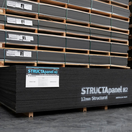 STRUCTApanel 2400 x 1200 x 12mm Black Single Sided H2 Particleboard