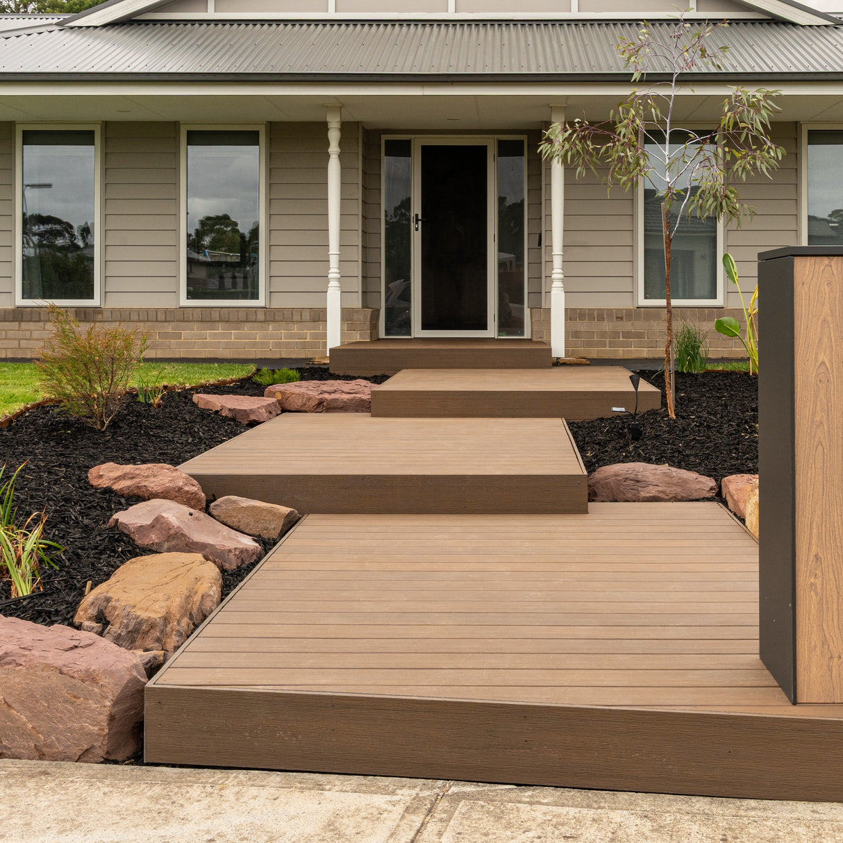 WoodEvo 138x23mm 5.4m HOME Composite Decking Edge Tallowwood